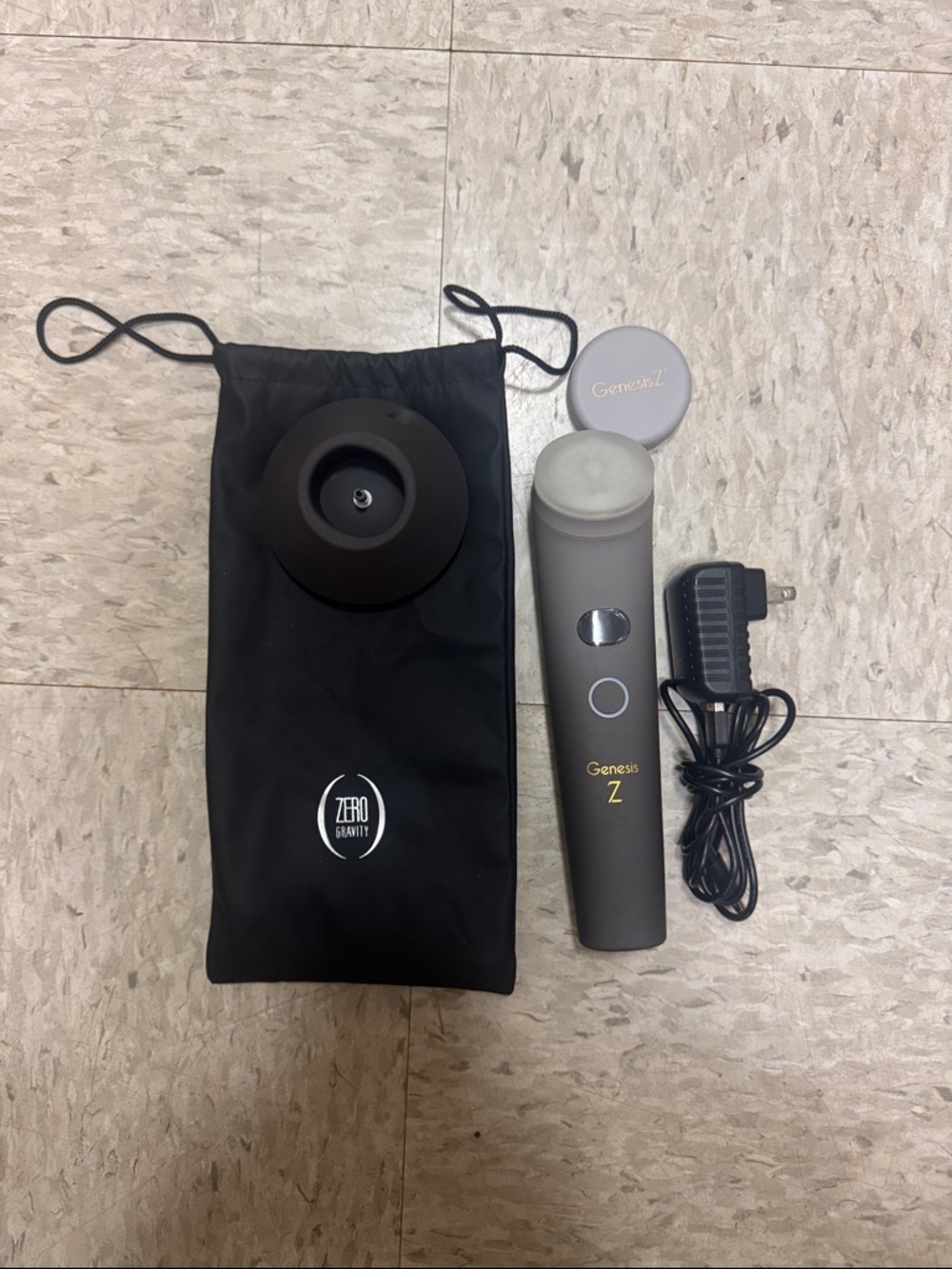 Genesis Z Facial Massager in Matte Gray - Zero Gravity